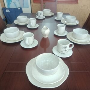 White Corona Dinnerware
